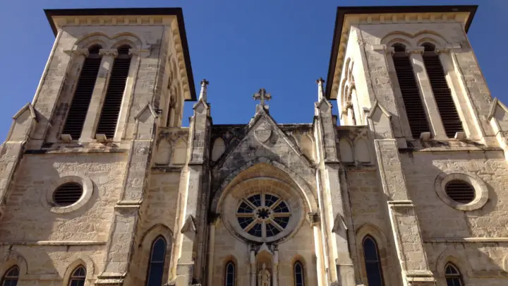 5 Must-Visit Catholic Churches in San Antonio!